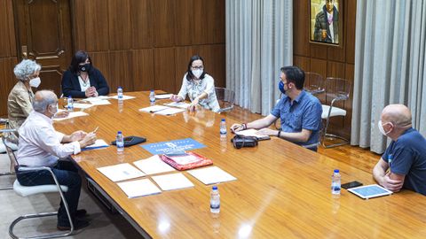 El jurado que eligi� como ganador �O clube de coleccionistas de selos�, texto que ilustrar�n los trabajos vencedores