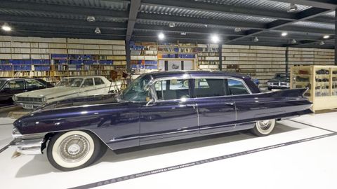 Cadillac Limusine de 1962. Casi siete metros de lujo. 
