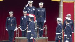 Visita del comandante de la Fuerza de Protecci�n de la Armada al Tercio Norte