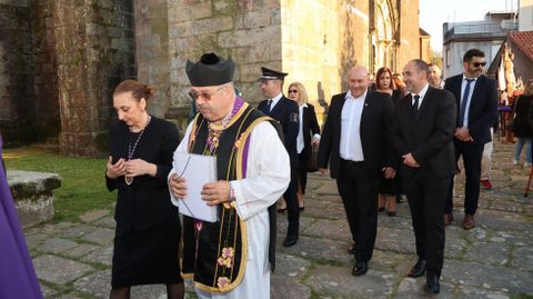 Desenclavo y procesi�n del Santo Entierro en Rianxo
