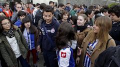Gran recibimiento al Deportivo en Riazor tras vencer en Mallorca