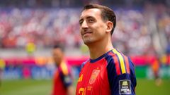 Mikel Oyarzabal sonr�e, durante la eliminatoria de cuartos de final contra B�lgica.