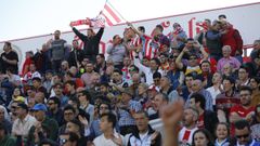 Afici�n en las gradas del �ngel Carro  en un partido contra el Oviedo