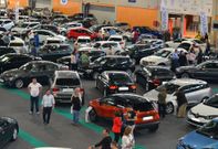 La primera edici�n del sal�n Car Outlet cerr� ayer sus puertas al p�blico en Expourense. 