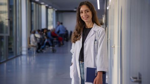 La psic�loga Lidia S�nchez Edreira, en el centro de salud de Nar�n