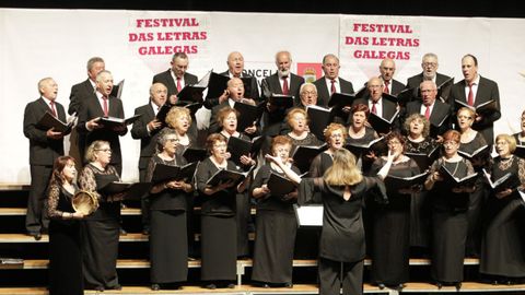 Concierto de m�sica coral de Acopovi.