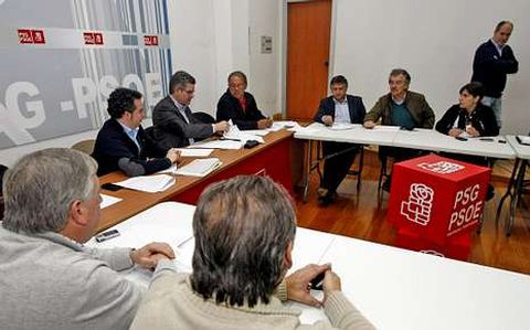 Parte de la ejecutiva provincial se reuni� con alcaldes y ediles.