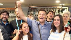 El BNG de A Illa celebrando los resultados electorales del 28 de mayo