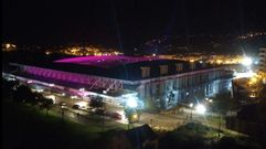 El Carlos Tartiere iluminado por las l�mparas LED