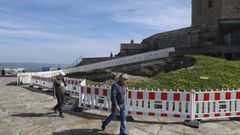 Los trabajos de acondicionamiento de las sendas del entorno de la Torre empezaron este mi�rcoles