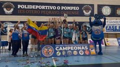 El equipo ourensano celebr ante su pblico el merecido ascenso