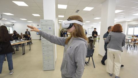 Visita de Alfonso Rueda a la ampliaci�n del IES Aquis Celenis de Caldas de Reis 