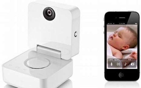 El aparato env�a datos al m�vil y la tableta y se maneja desde estos.