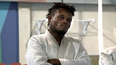 As� entrena Popole