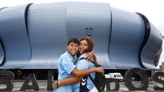 Sara Rivera y su hijo, Iago, en Bala�dos.