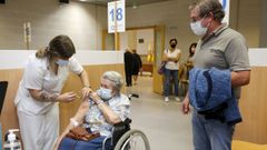Vacunaci�n contra el covid y la gripe en Fexdega de Vilagarc�a