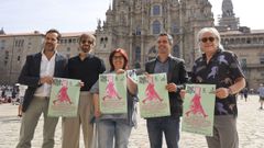 Jacobo Sutil, director de Agadic; o m�sico Xos� Manuel Budi�o; a concelleira de Festas, Pilar Lueiro; Marcos G�mez Rom�n, comisario do Xacobeo; e V�tor Belho, responsable da produtora Nordes�a, na presentaci�n do Trad Fest