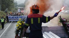 A Mari�a se manifiesta por el futuro del aluminio en A Mari�a