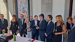 El equipo de Gobierno, en el reparto del bollu 