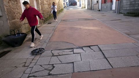 DESTROZOS Y DENUNCIAS EN LA CALLE ROMERO ORTIZ