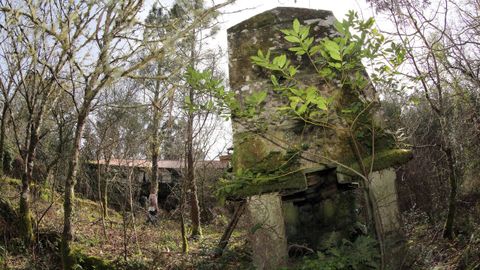 Un recorrido por la aldea abandonada de Mato, en Noia.Uno de los h�rreos de la aldea
