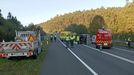 En el accidente se vieron implicados dos camiones que transportaban aluminio y un coche