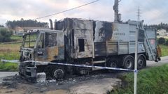 Arde un cami�n de la basura en Fe�ns