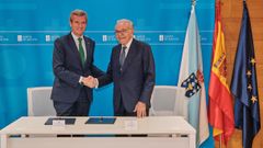 El presidente de la Xunta, Alfonso Rueda, junto al presidente de la Fundacin  la Caixa , Isidro Fain.