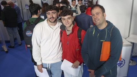 A Javier, Andrs y Javier, estudiantes del CIFP Ferrolterra, les gustara hacer prcticas o trabajar por una temporada en Holanda para aprender y coger experiencia