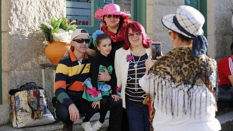 Desfile de carnaval del conservatorio de Ribadavia.En Ribadavia, el desfile de entroido combin disfraces y mucha msica. Estaba protagonizado por los integrantes del conservatorio