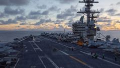 El portaaviones USS George H.W. Bush (CVN 77) difundida este jueves por el Comando Central de EE.UU.