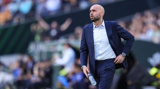 El entrenador del Celta, Claudio Gir�ldez, durante el partido ante el Betis.