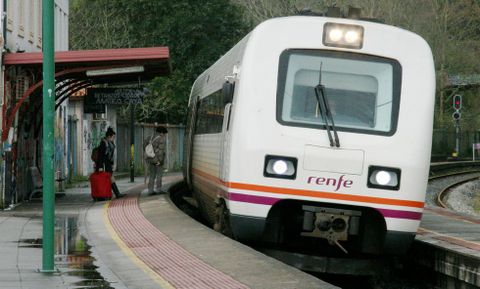 El tren parte de la estacin Betanzos Ciudad rumbo a Infesta. 