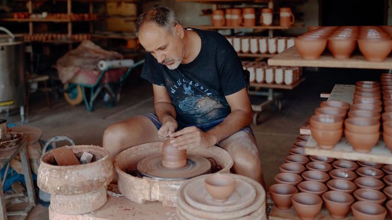 El trabajo de alfarero en Ni&ntilde;odaguia, en im&aacute;genes