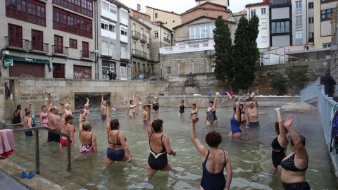 Foto de archivo de la piscina termal de As Burgas cuando aún estaba en funcionamiento.