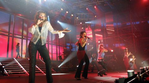 Concierto en el Coliseum de OT 1 en abril del 2002