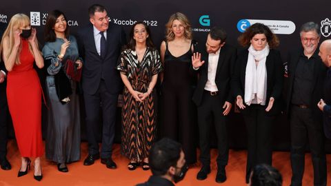 Entre os asistentes  gala estiveron a vicepresidenta segunda do Goberno, Yolanda Daz ou o conselleiro de Cultura, Romn Rodrguez. Na imaxe estn xunto a Ins Rey, a alcaldesa de A Corua