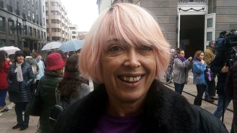 Eva Irazu, en la manifestaci�n contra la violencia machista de Oviedo