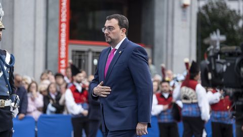 Adri�n Barb�n, presidente del Principado, en los Premios Princesa de Asturias 2025