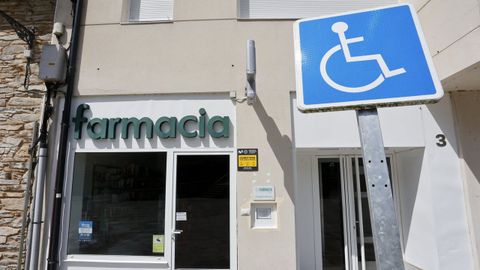 Una farmacia de Muras, en una imagen de archivo.