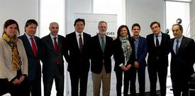Empresarios de Santiago mantuvieron un almuerzo-coloquio con Lete Lasa en el club financiero.