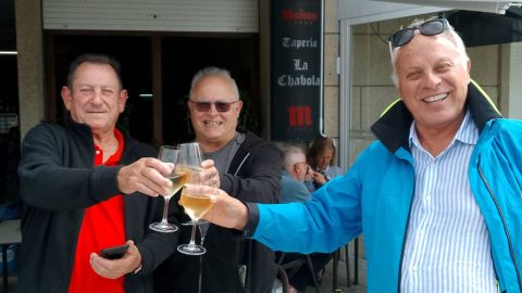 Carlos Juncal, Gonzalo Trabazos y Mario Eduardo González se reencontraron en Panxón.