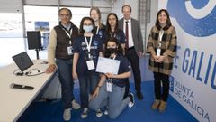 Imagen del equipo del colegio Las Acacias-Montecastelo, de Vigo, ganador de la fase gallega del certamen Cansat