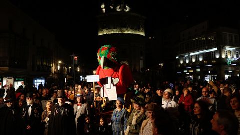 Ravachol se present este lunes en la plaza de la Peregrina como un sufridor y a la vez defensor de la sanidad pblica