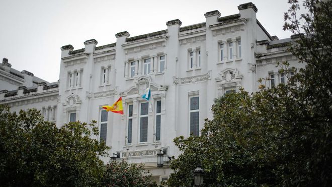Fachada del Tribunal Superior de Xustiza de Galicia