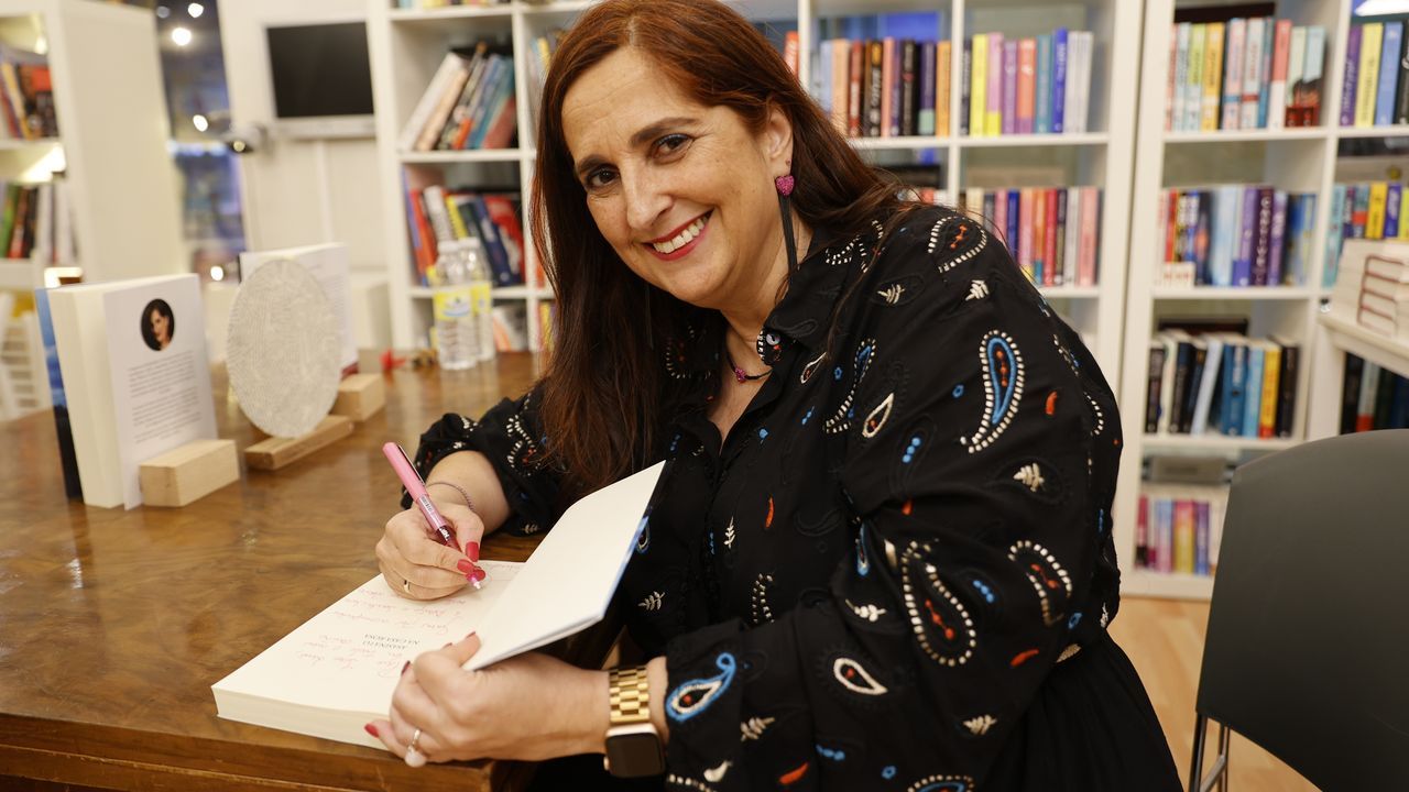 Arantza Portabales, autora de «Asasinato na Casa Rosa»: «Agardo que ...