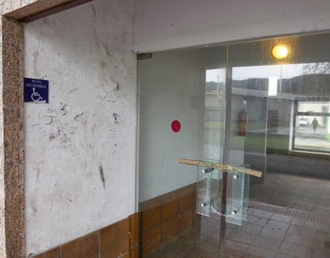 El edificio se encuentra cerrado. 