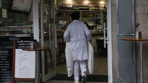 Abren los bares de Ourense