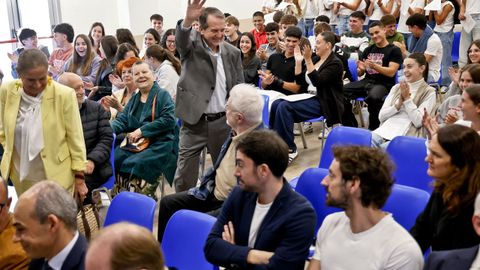 El alcalde, Abel Caballero, acudi tambin al homenaje a Montero