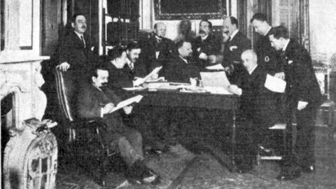 Equipo de redaccin del peridico El Siglo Futuro en 1925